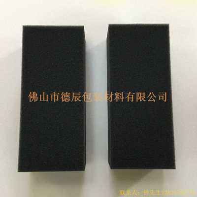 主要用于高速賽車燃料油箱內(nèi)部填充，起到緩沖作用。